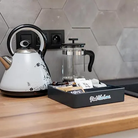 Nowiniarska 8 By Renters Warszawa