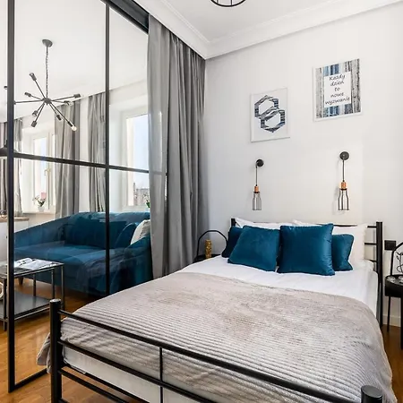 Nowiniarska 8 By Renters *